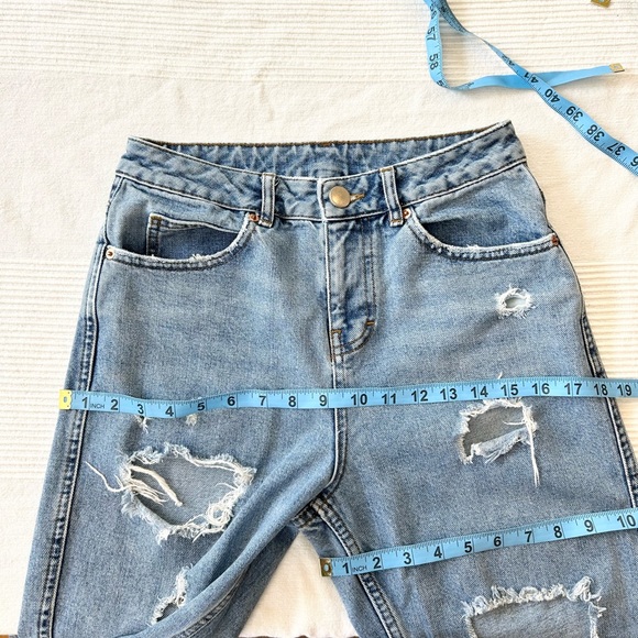 Asos High Rise Step Cut out Destroyed Jeans - Picture 5 of 10